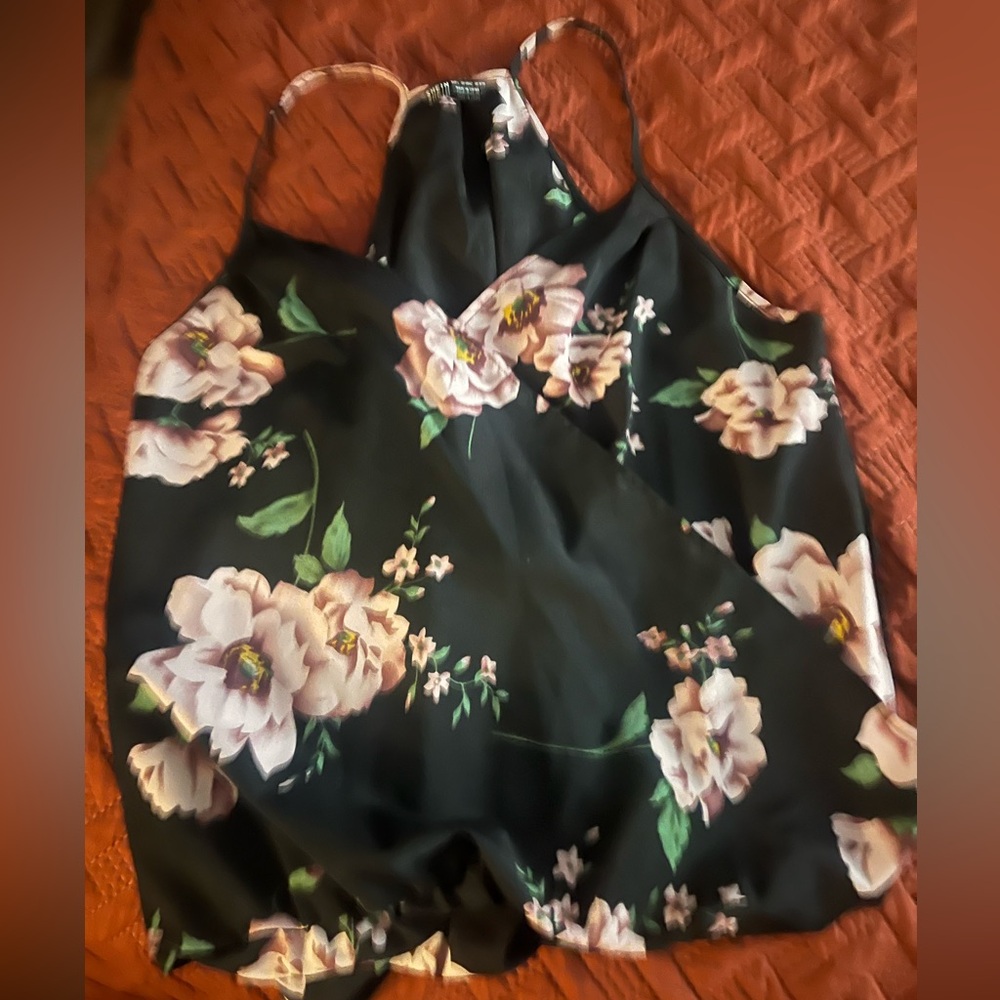 ✨Floral Top✨